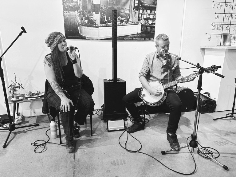 d725599d-3bf1-4afb-8815-99c843713a7e