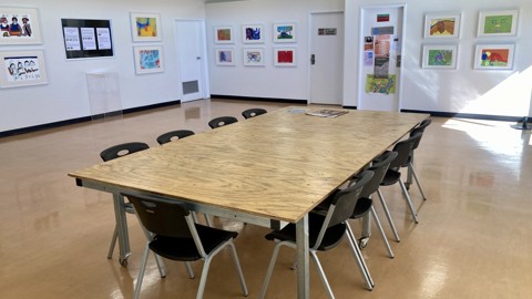 Foyer With Exhb